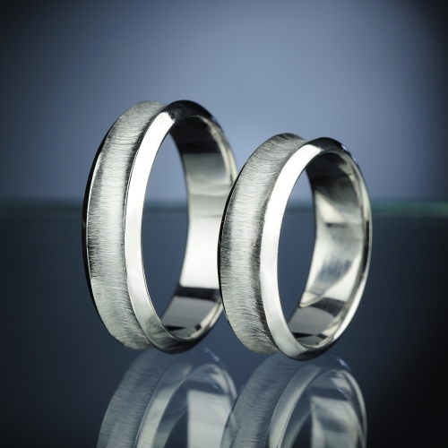 Platinum Wedding Rings with Diamond model nr. SN10