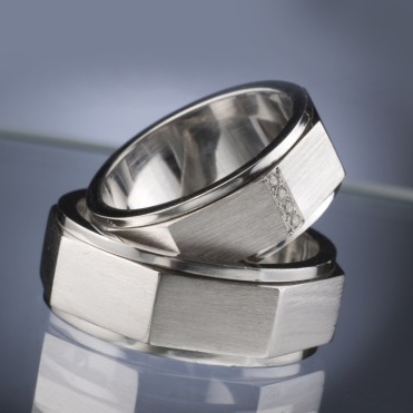 Wedding Rings with Diamonds model nr. SN41